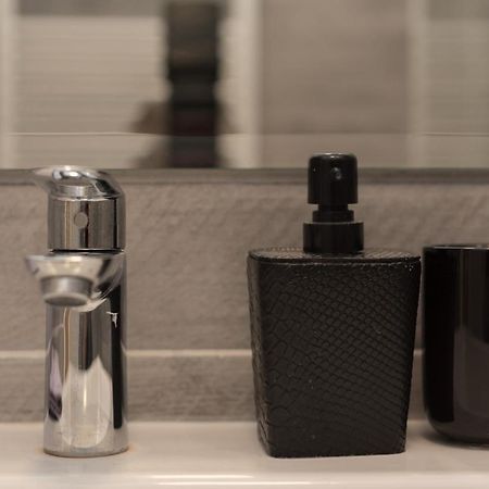 The Chic Minimalist - Apartment ヤシ エクステリア 写真